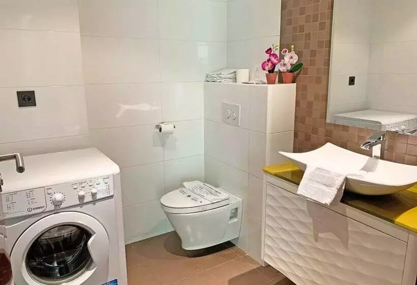 Apartamentos Llorts Ordino 3000