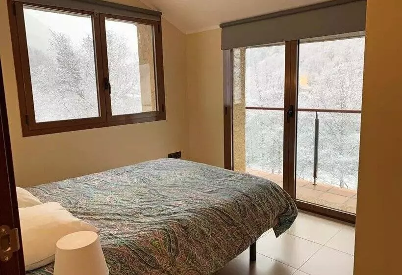 Apartamentos Llorts Ordino 3000