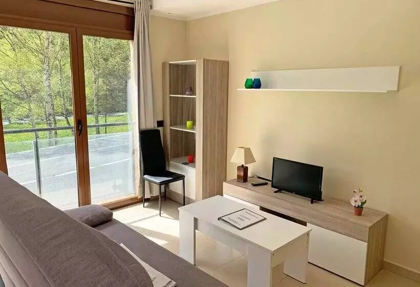 Apartamentos Llorts Ordino 3000