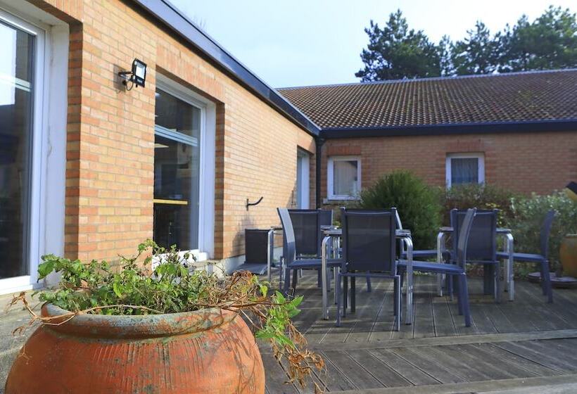 Brit Hotel Le Polder