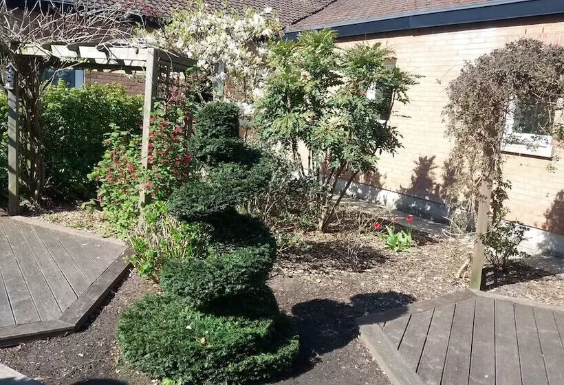 Brit Hotel Le Polder