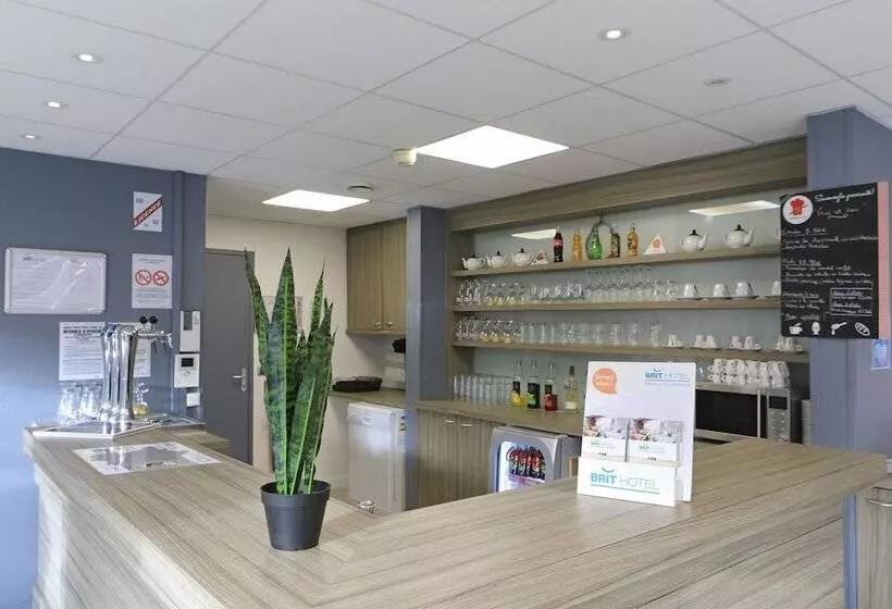 Brit Hotel Le Polder