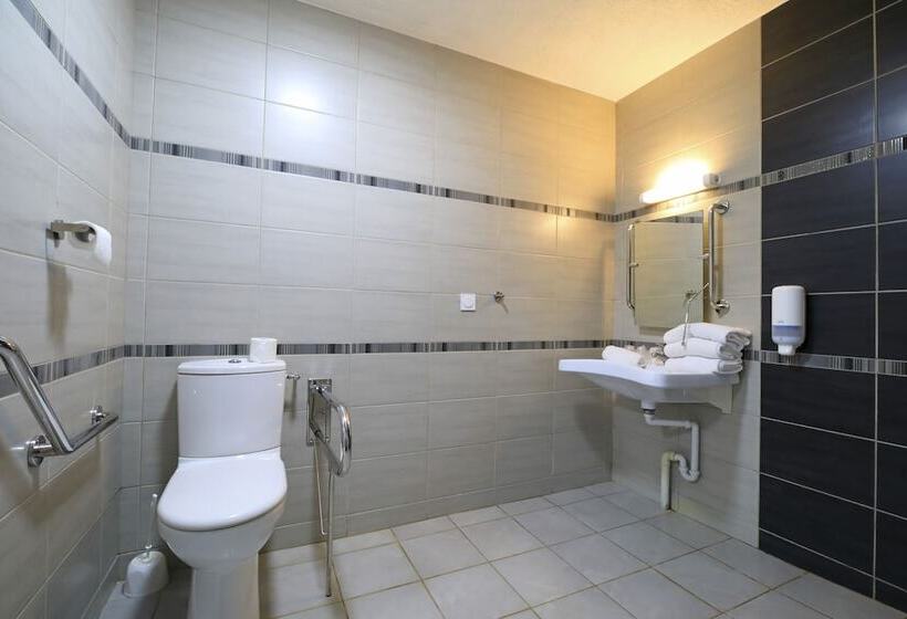 Brit Hotel Le Polder