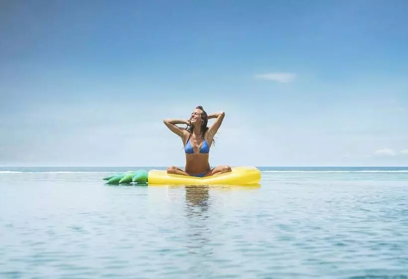 هتل C Mauritius  All Inclusive