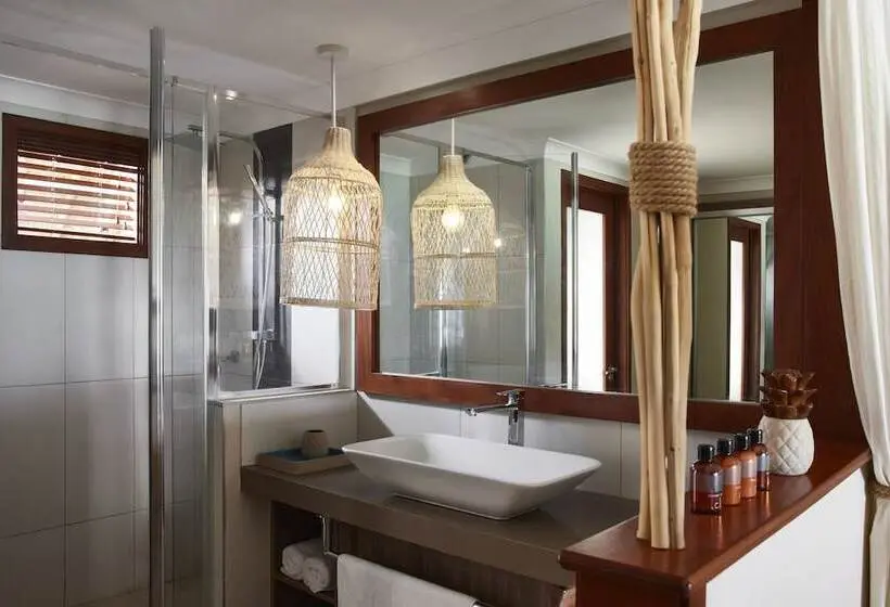 هتل C Mauritius All Inclusive