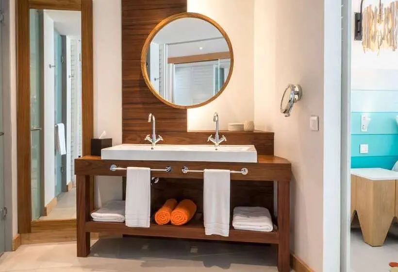 هتل C Mauritius All Inclusive
