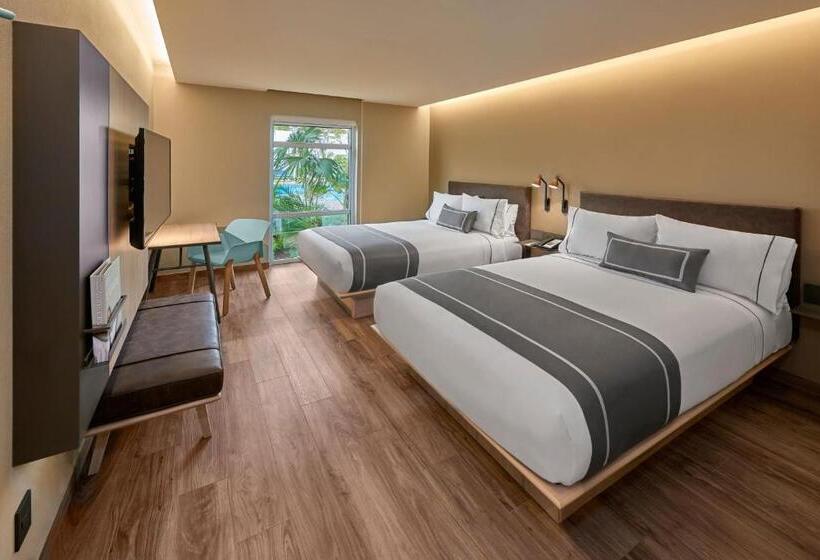 Отель City Express Plus By Marriott Cancun Aeropuerto Riviera