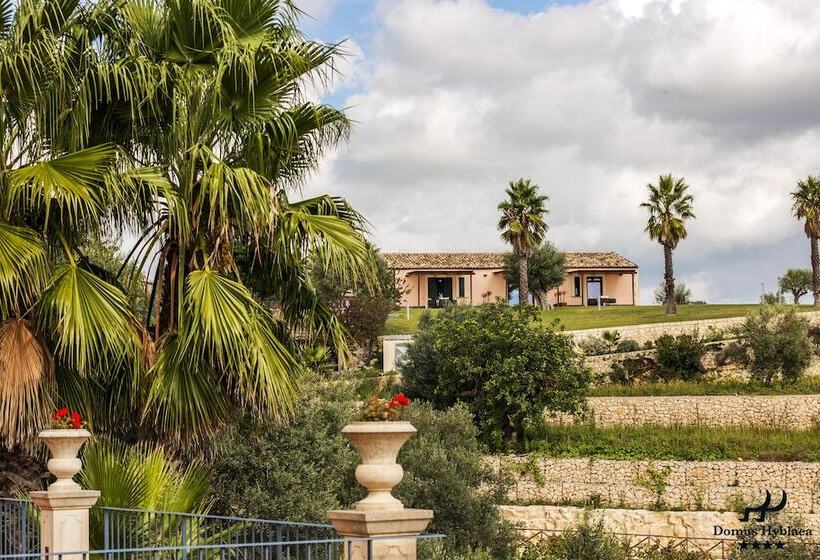 فندق Domus Hyblaea Resort