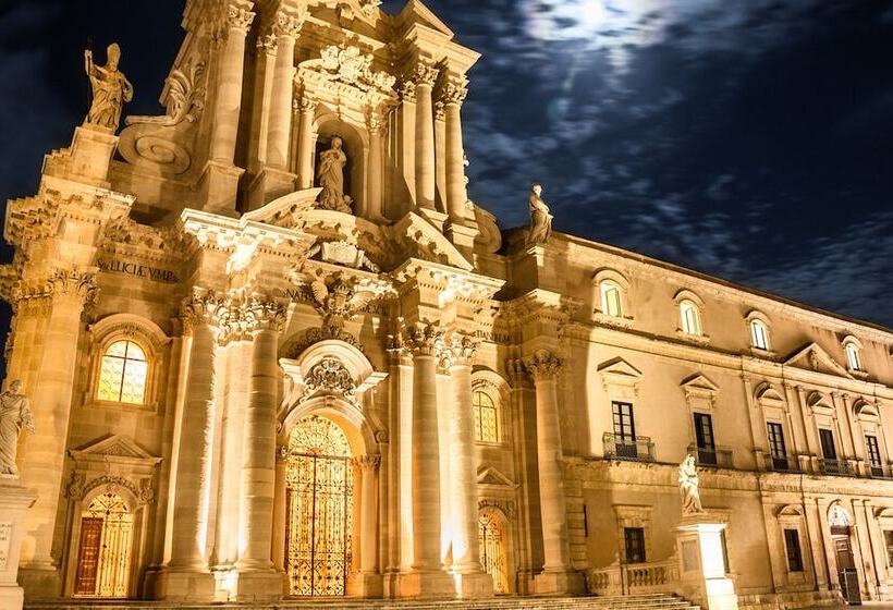 فندق Domus Hyblaea Resort