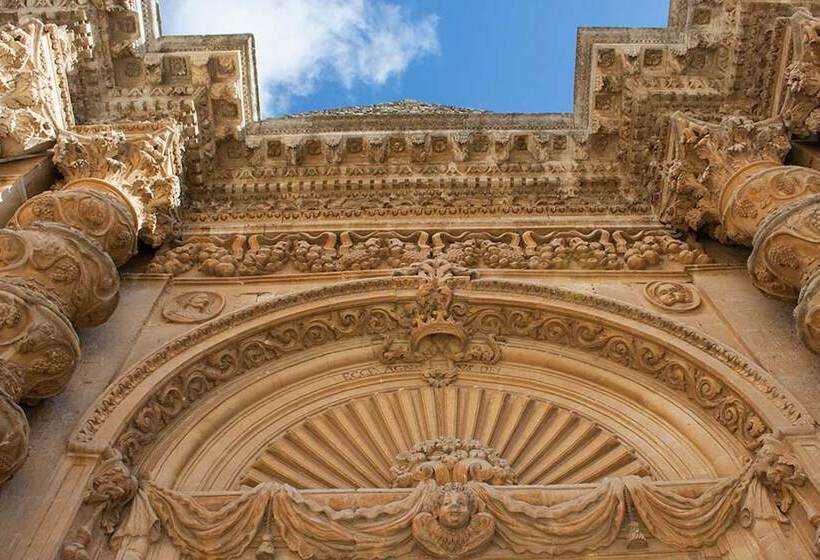 فندق Domus Hyblaea Resort