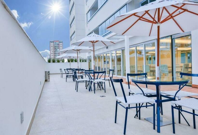 هتل Transamerica Executive Campos Dos Goytacazes