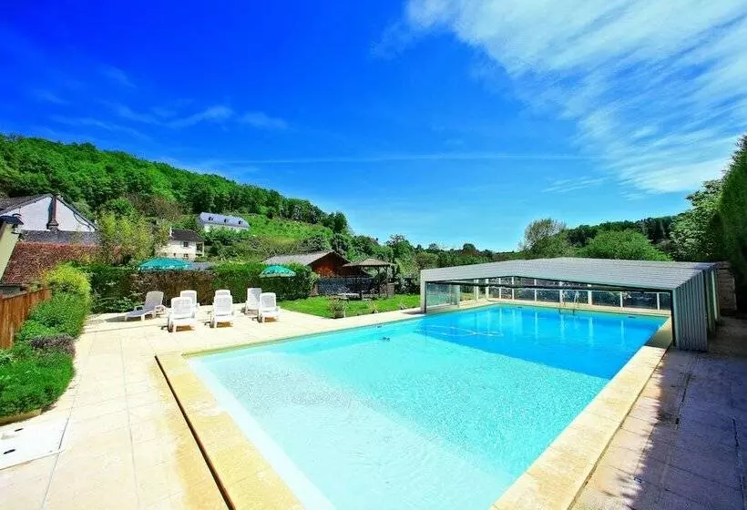 ホテル La Bonne Famille