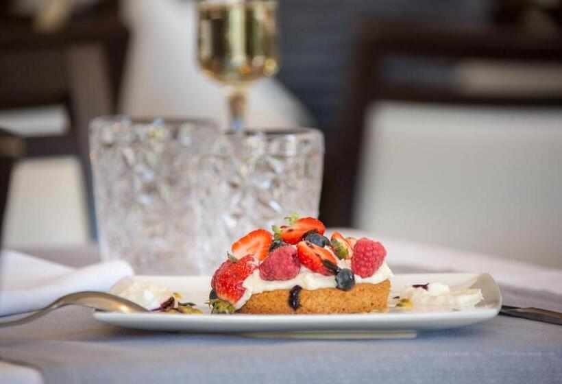 Отель Hôtel La Brasserie