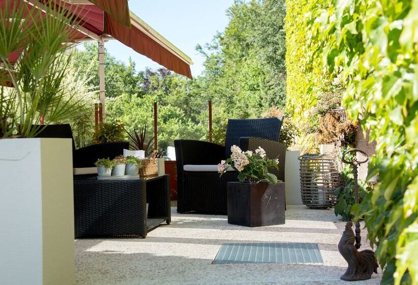 Отель Hôtel La Brasserie