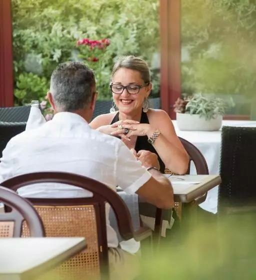 ホテル Hôtel La Brasserie