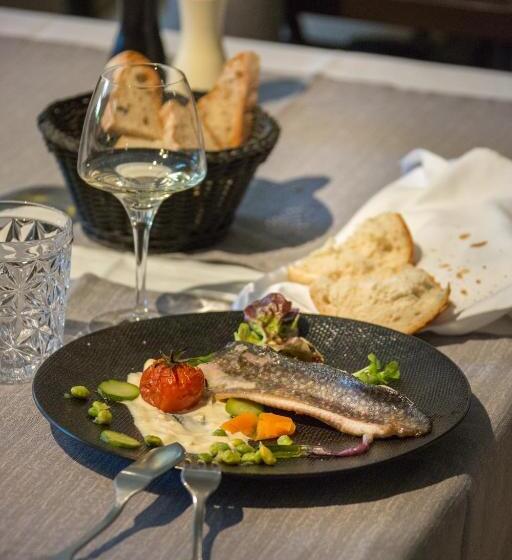 Отель Hôtel La Brasserie