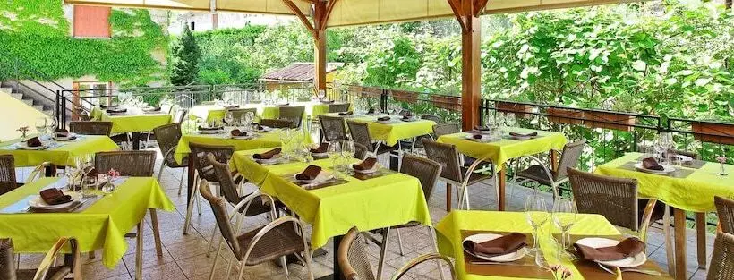 ホテル La Bonne Famille