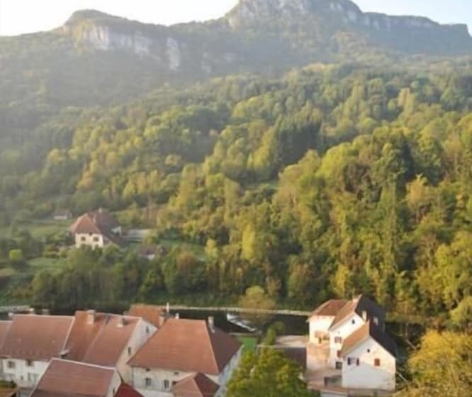 ホテル La Cascade