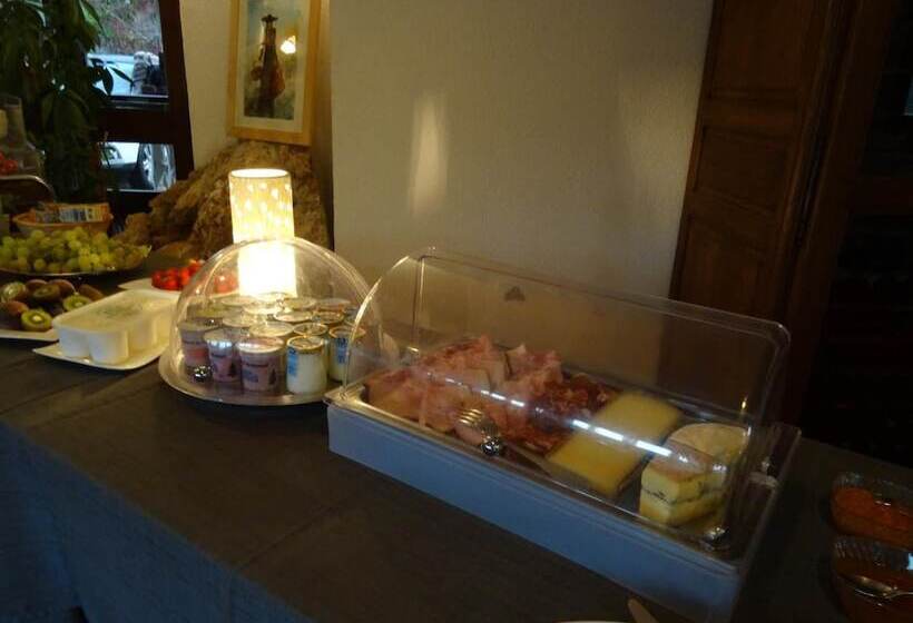 ホテル La Cascade