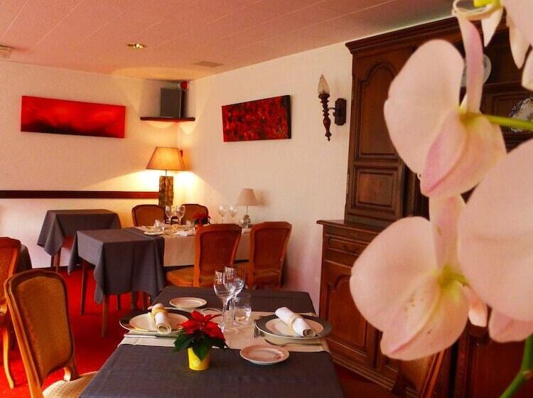 ホテル La Cascade