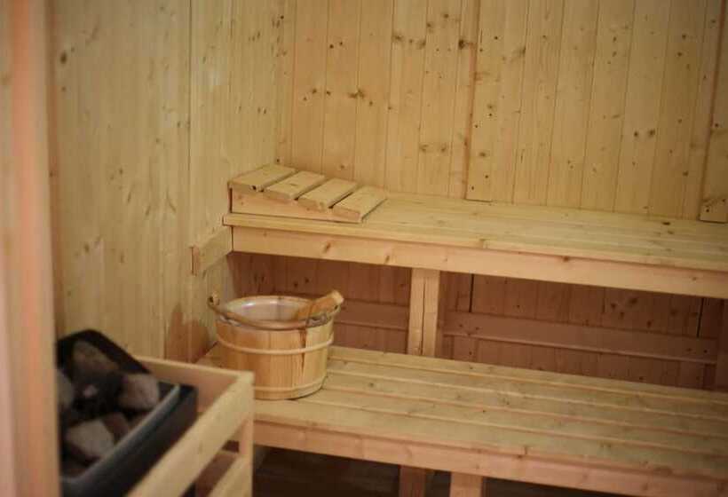 Отель Lou Pignada