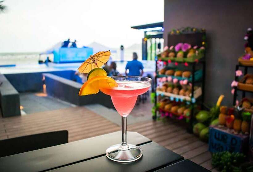 בית מלון כפרי Lub D Koh Samui Chaweng Beach   Beachfront & Vibrant Social Vibe