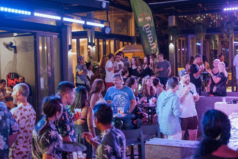 בית מלון כפרי Lub D Koh Samui Chaweng Beach   Beachfront & Vibrant Social Vibe