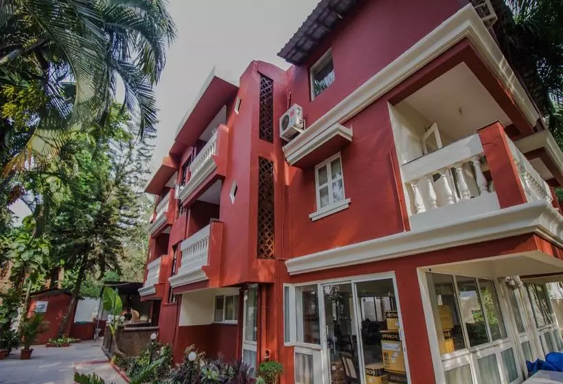 ホテル Oyo Flagship 13853 Shruti Resort Calangute