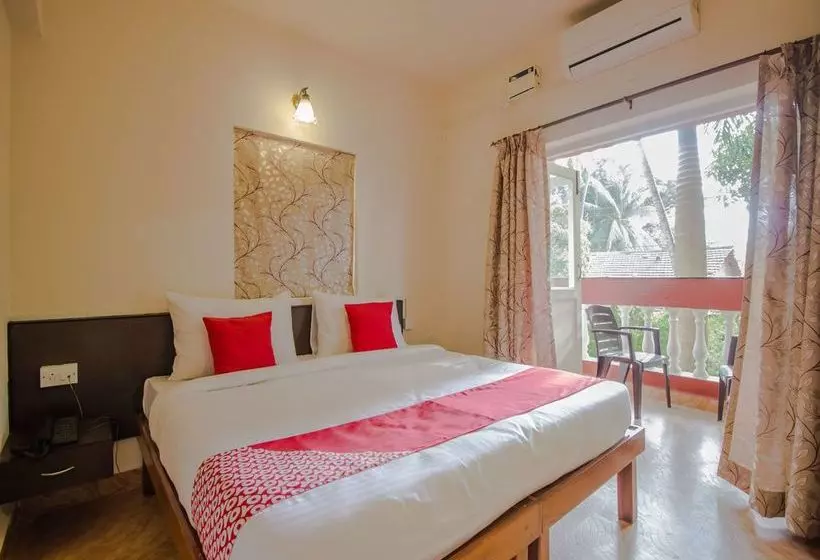 ホテル Oyo Flagship 13853 Shruti Resort Calangute