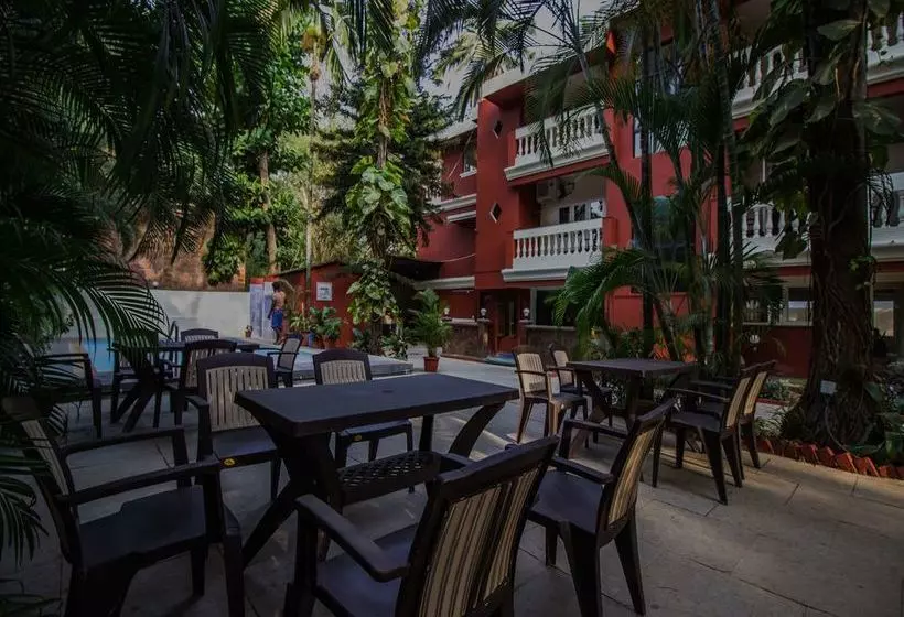 ホテル Oyo Flagship 13853 Shruti Resort Calangute