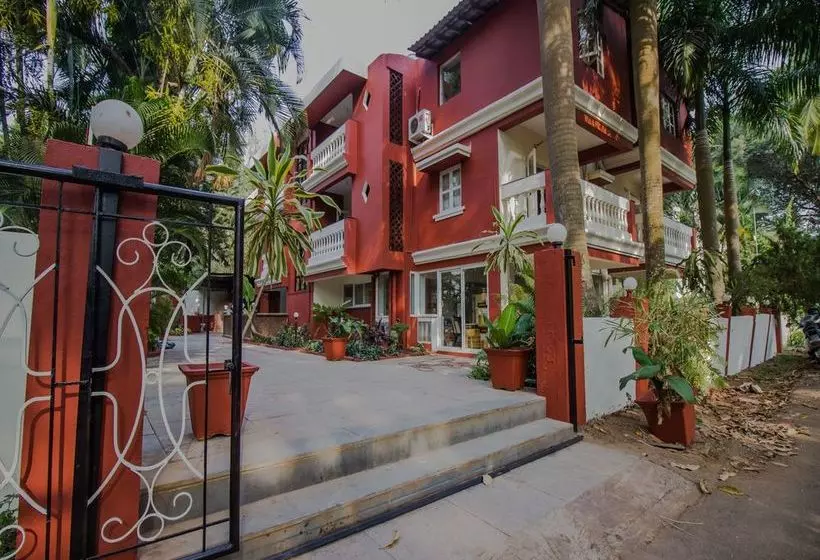 ホテル Oyo Flagship 13853 Shruti Resort Calangute