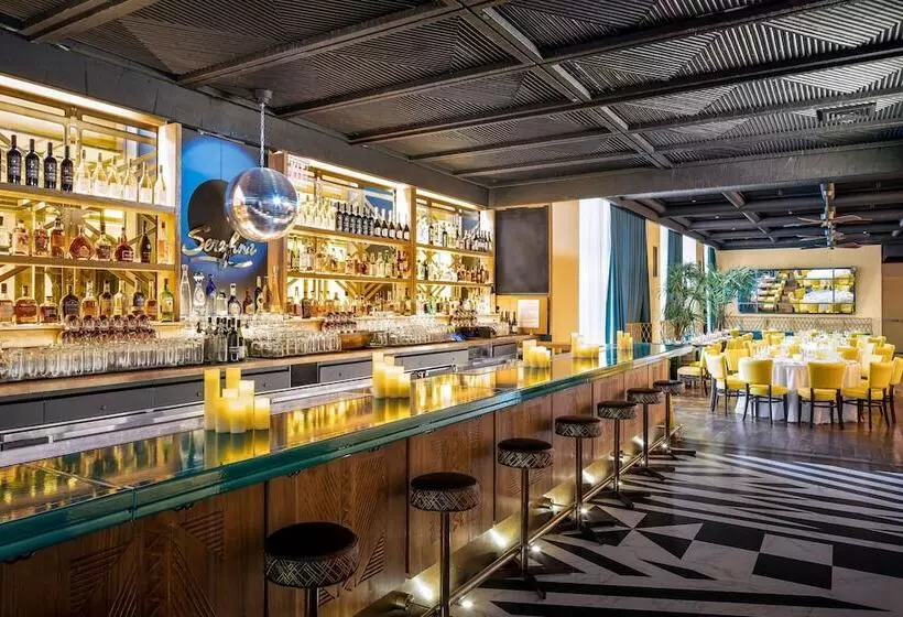 Hotelli Pod Times Square