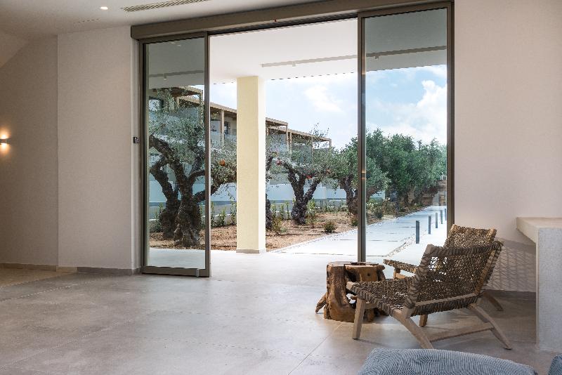 هتل Tsamis Zante Suites