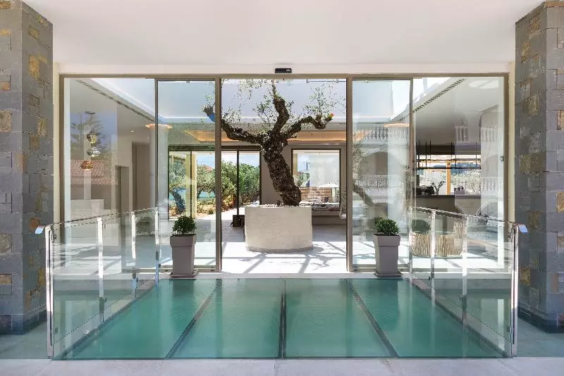 هتل Tsamis Zante Suites