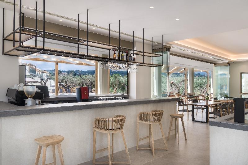 هتل Tsamis Zante Suites