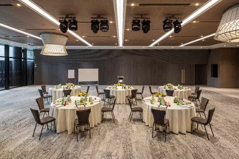 Village Hotel Sentosa By Far East Hospitality