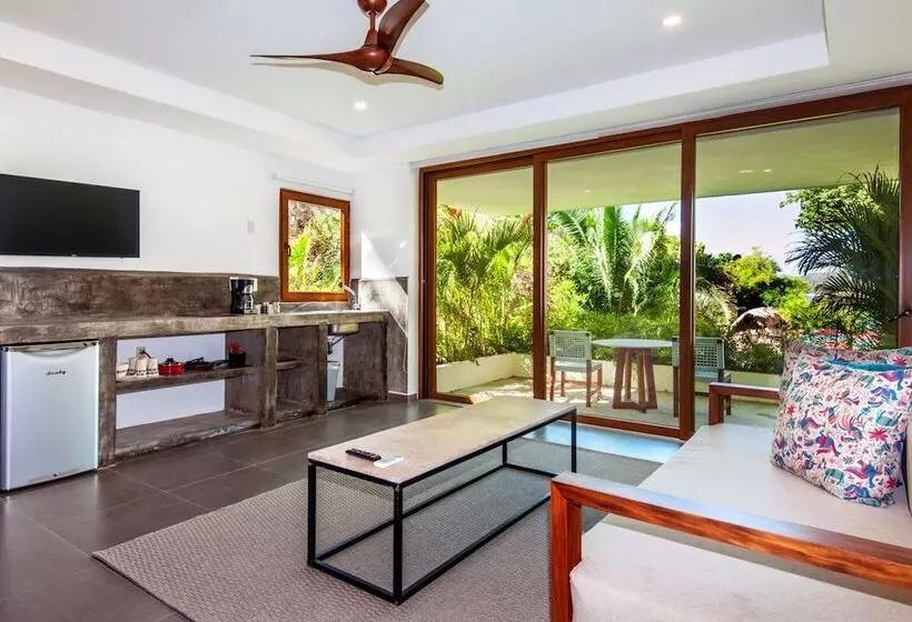 Hotelli Ysuri Sayulita