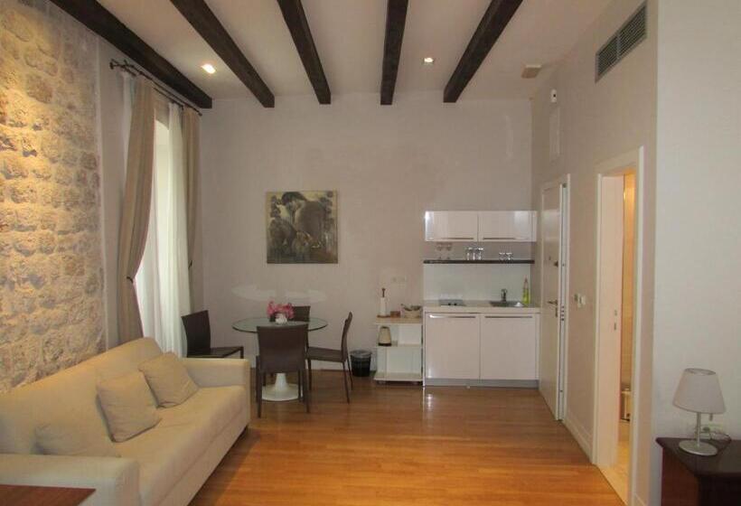 פנסיון Blasius Residence