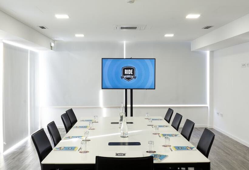 Ride Surf Resort & Spa Peniche