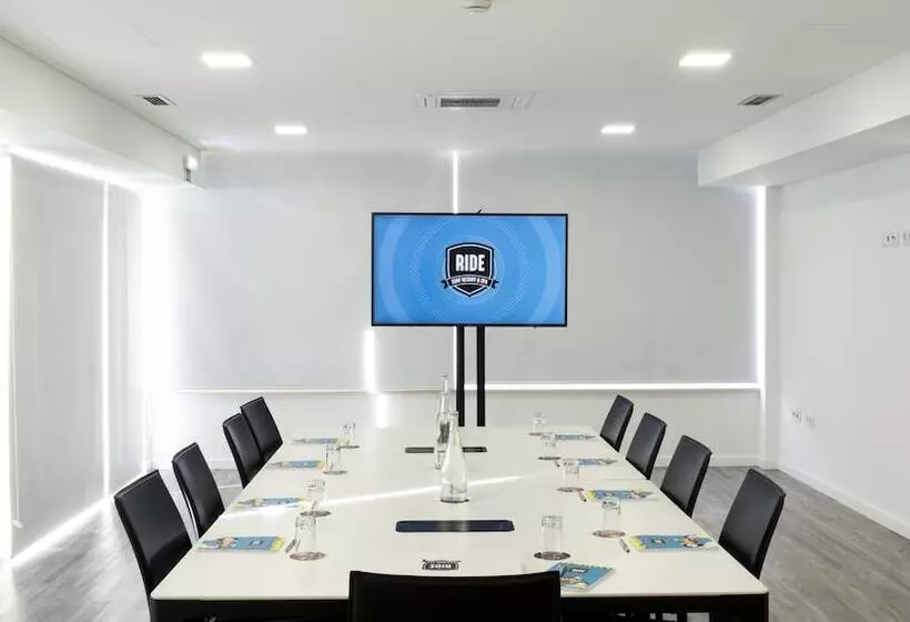 Ride Surf Resort & Spa Peniche