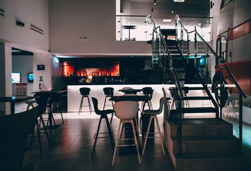 Ride Surf Resort & Spa Peniche