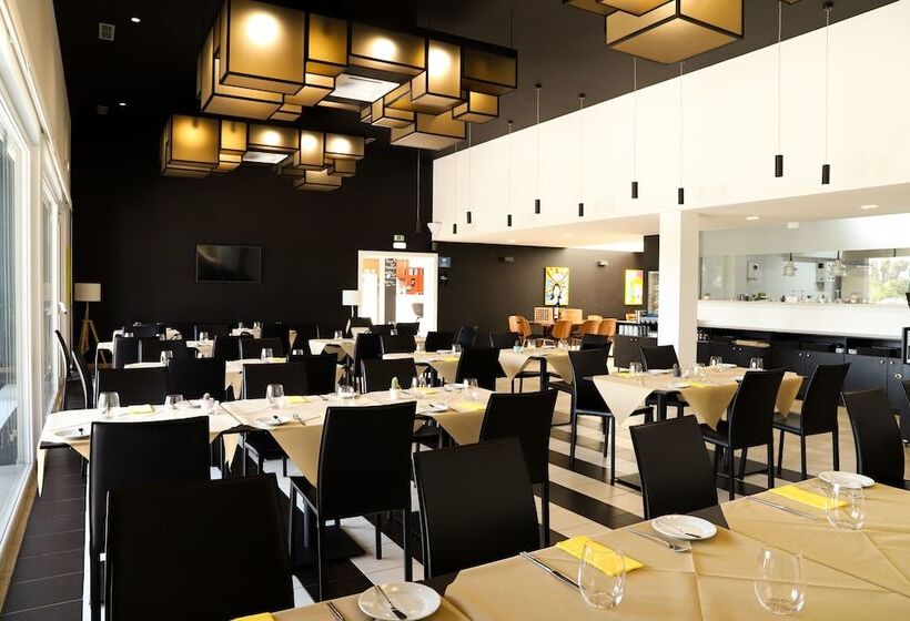 Ride Surf Resort & Spa Peniche