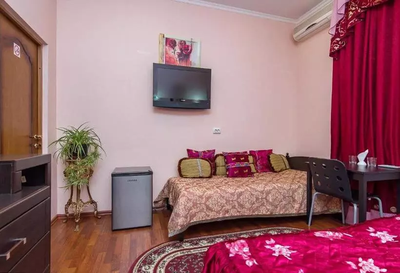 هاستل Apartments Krasnodar Expo