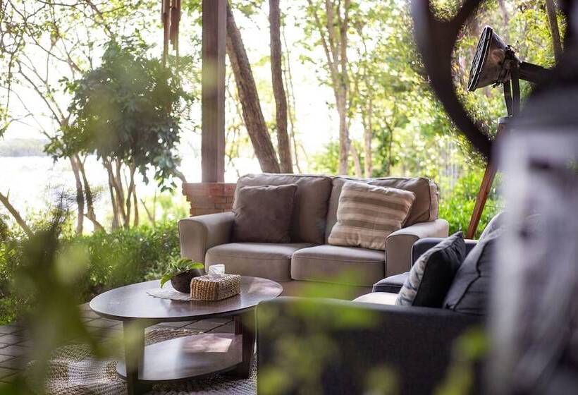 민박 Menjangan Eco Lodge