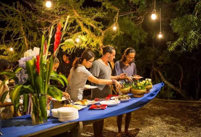 ベッドアンドブレックファースト Menjangan Eco Lodge