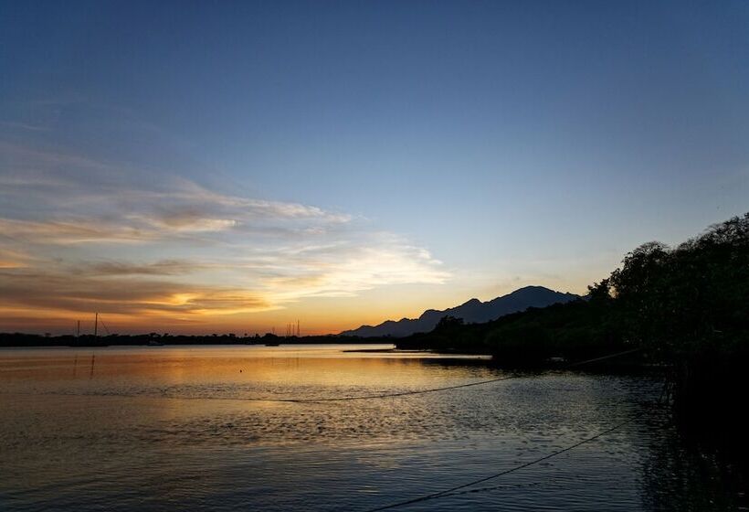 민박 Menjangan Eco Lodge