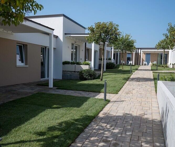 فندق Aurora Apart