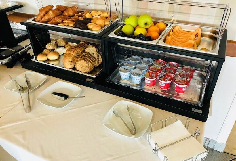 فندق Aurora Apart