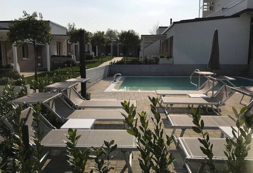 فندق Aurora Apart