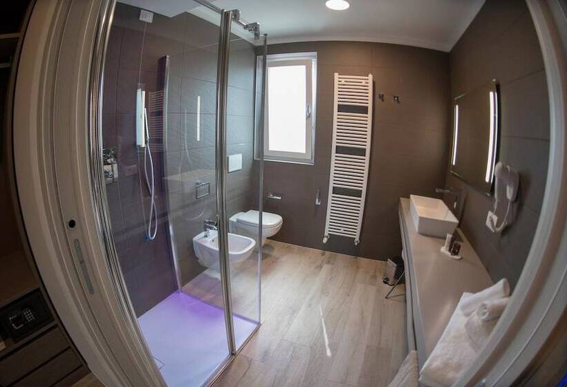 فندق Aurora Apart